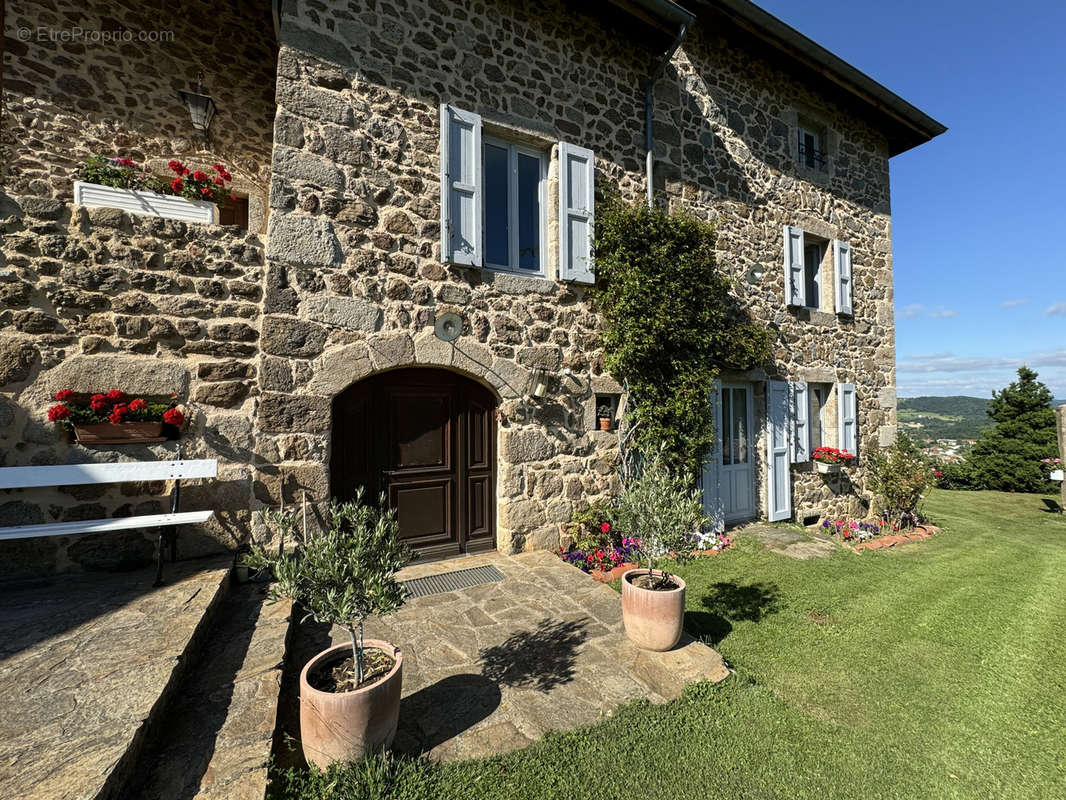 Maison à BOURG-ARGENTAL