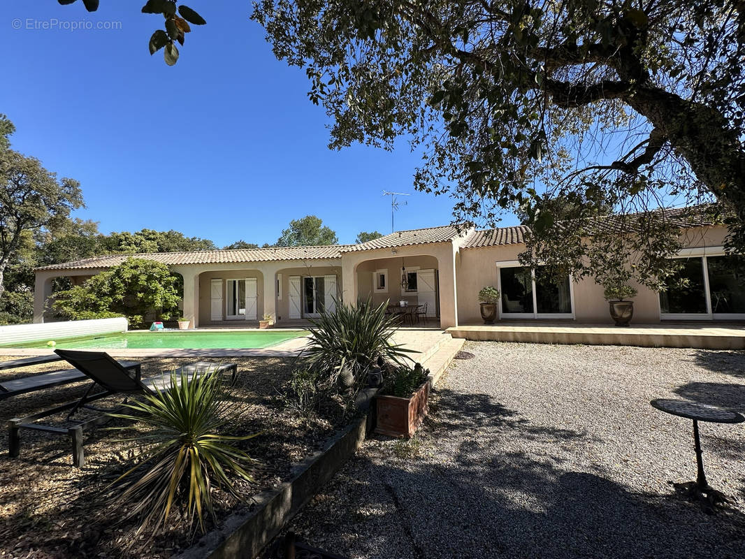 Maison à PUGET-SUR-ARGENS