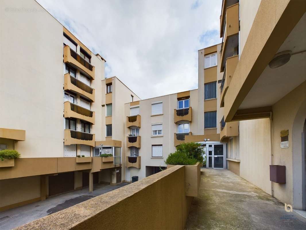 Appartement à BEZIERS