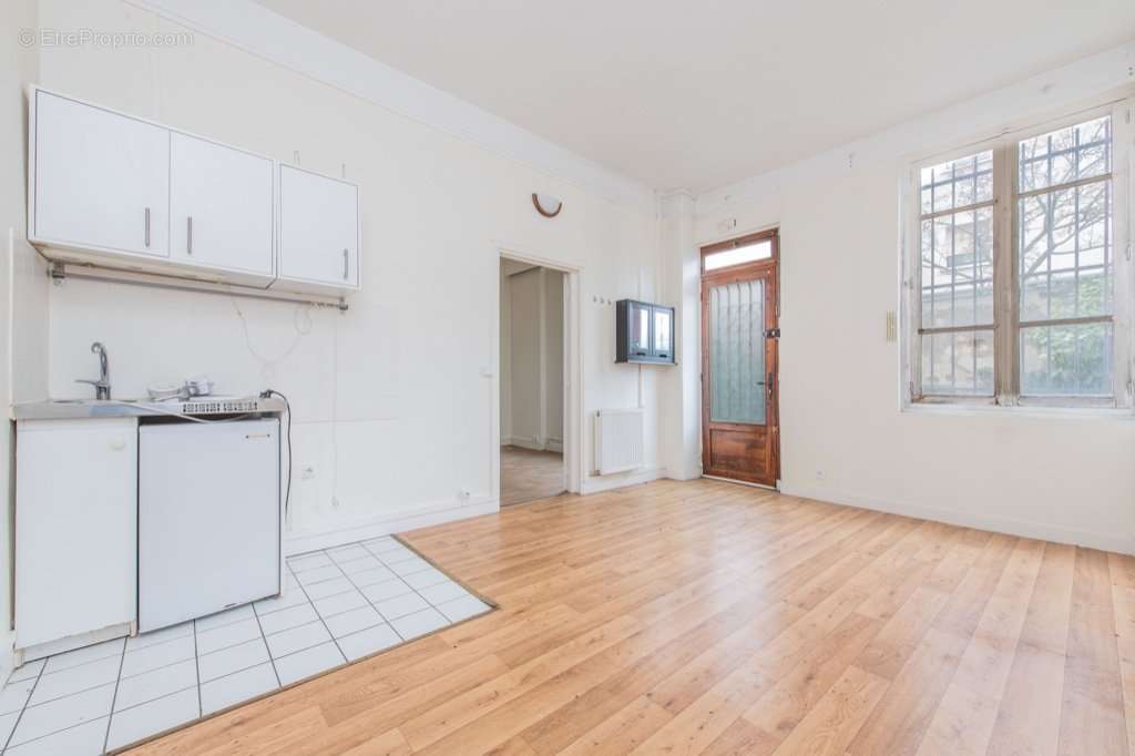 Appartement à ASNIERES-SUR-SEINE