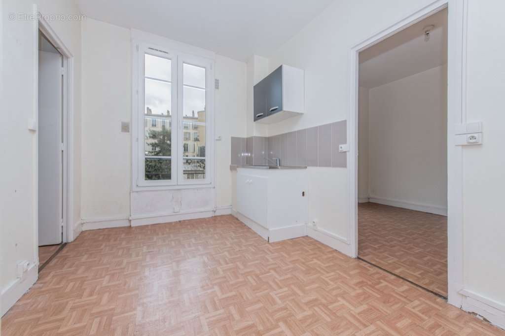 Appartement à ASNIERES-SUR-SEINE