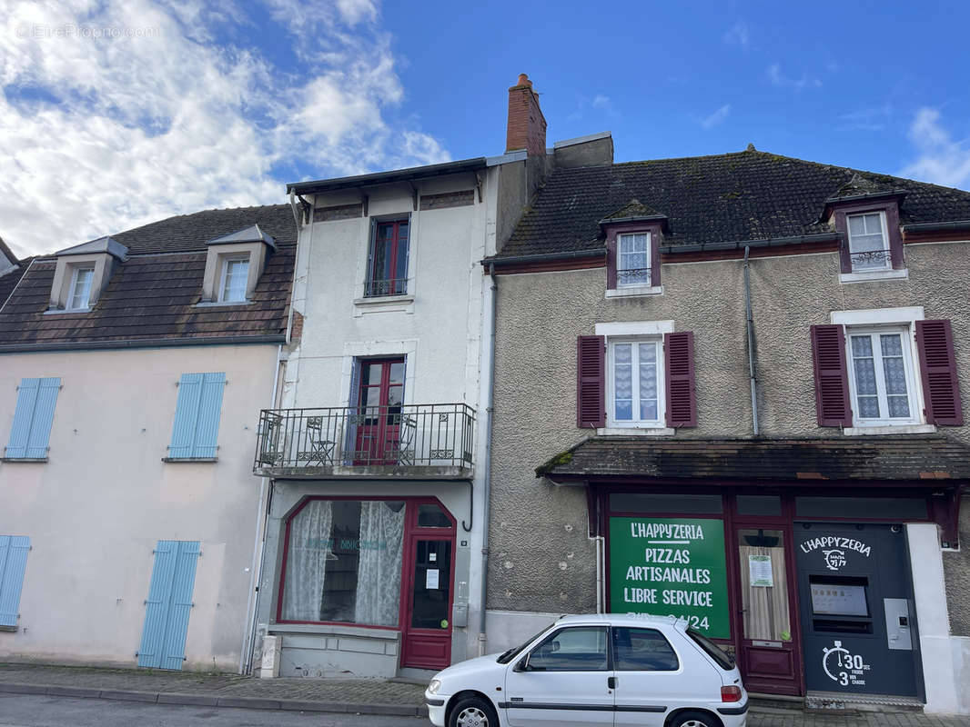 Maison à MARCILLAT-EN-COMBRAILLE