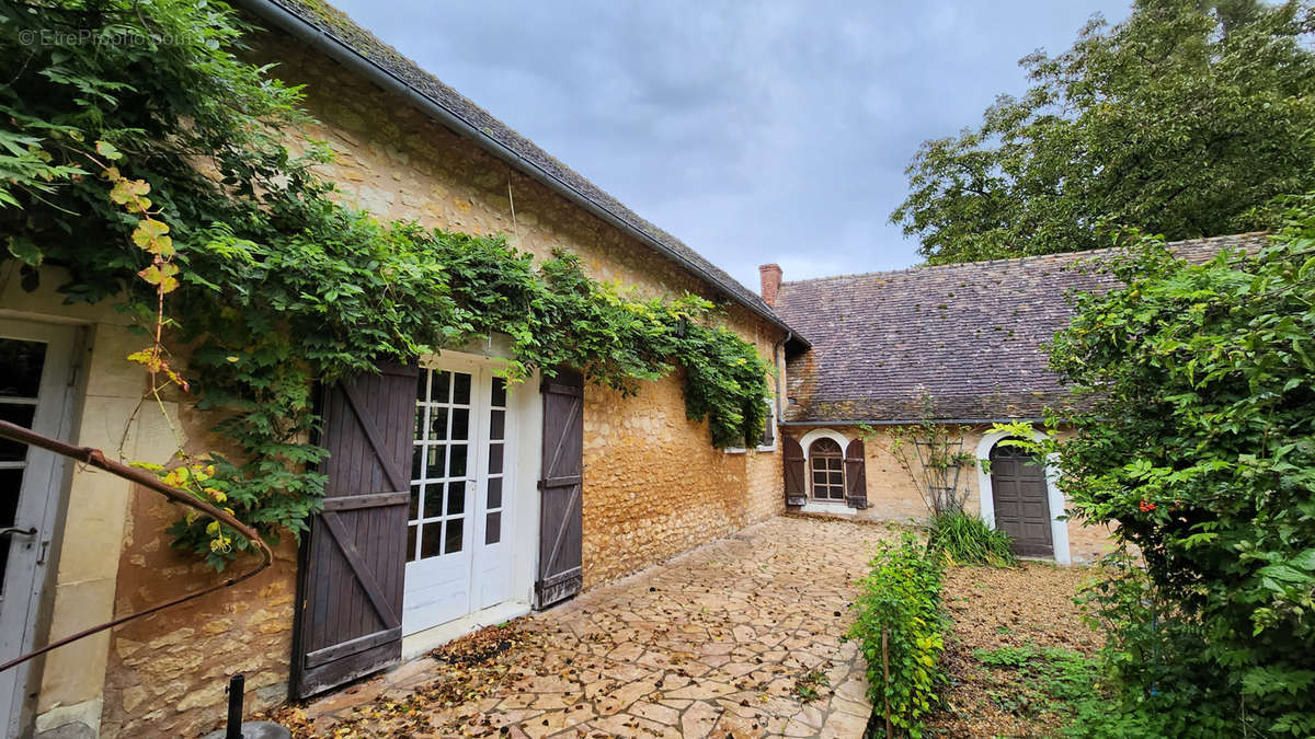 Maison à TASSE