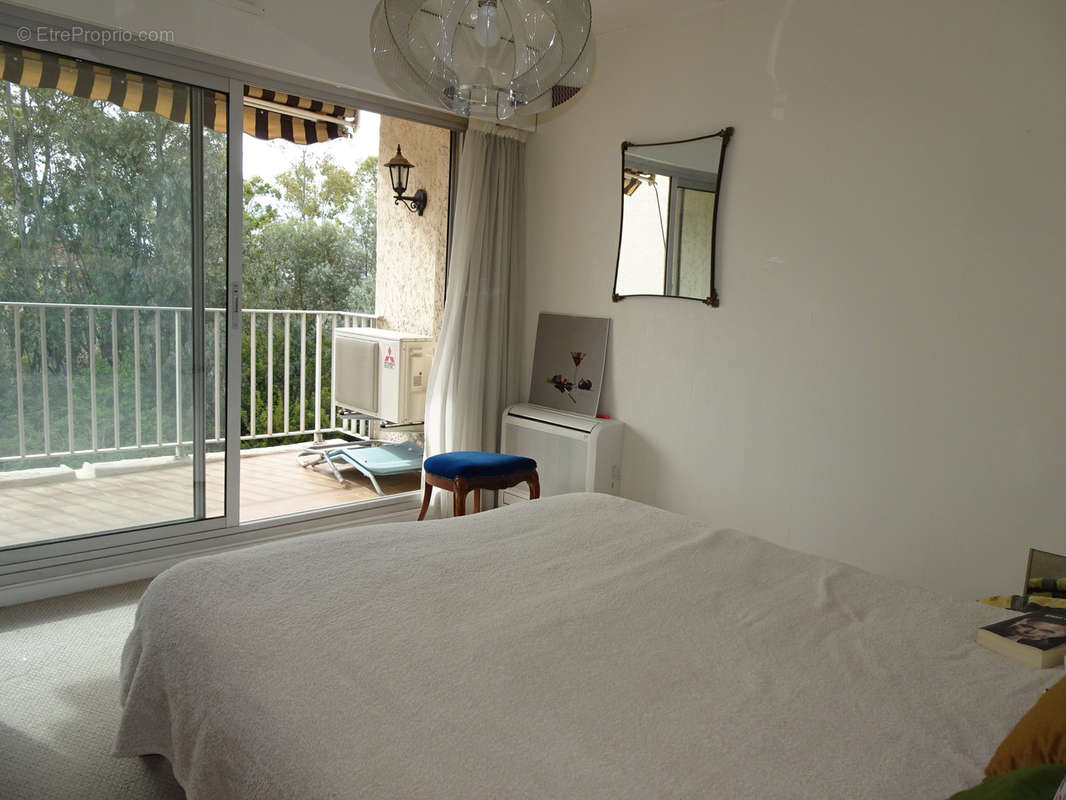 Appartement à HYERES