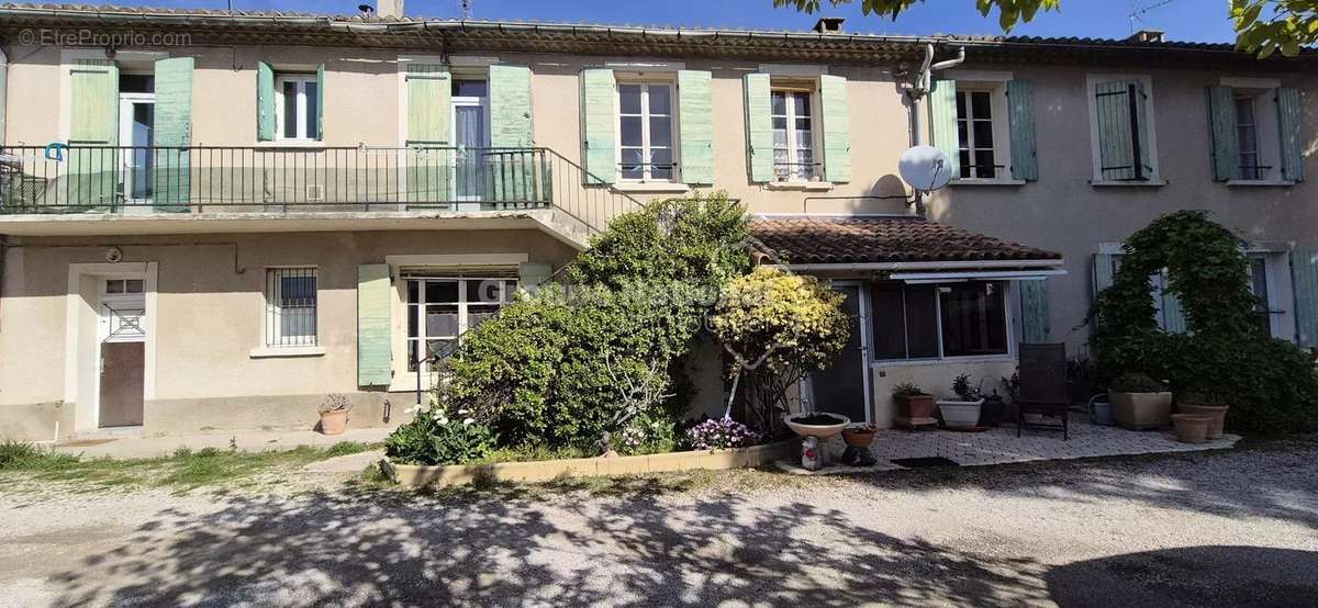 Appartement à SALON-DE-PROVENCE