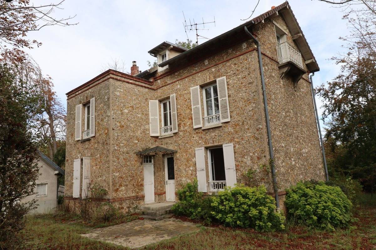 Maison à LOUVECIENNES