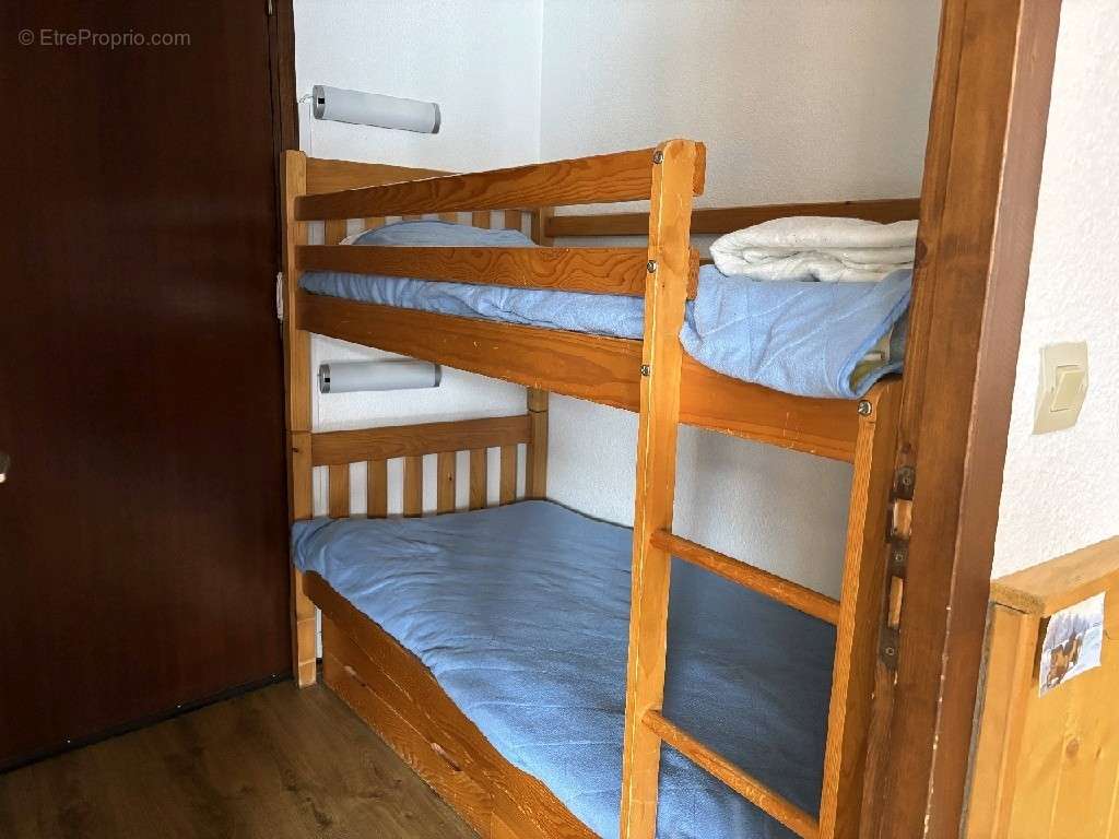 Appartement à MORILLON