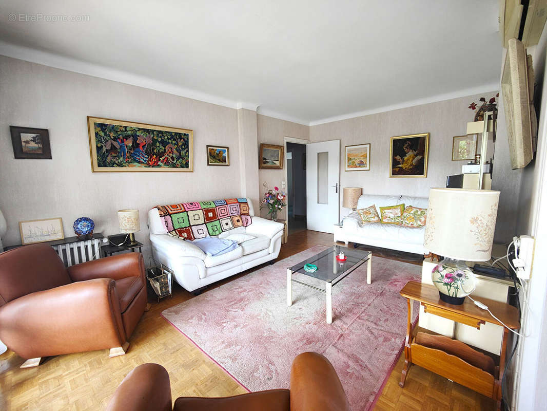 Appartement à AIX-LES-BAINS