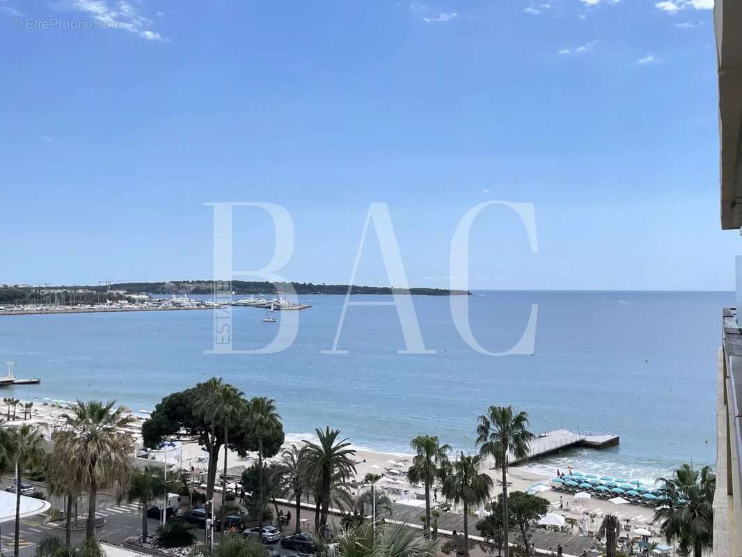 Appartement à CANNES