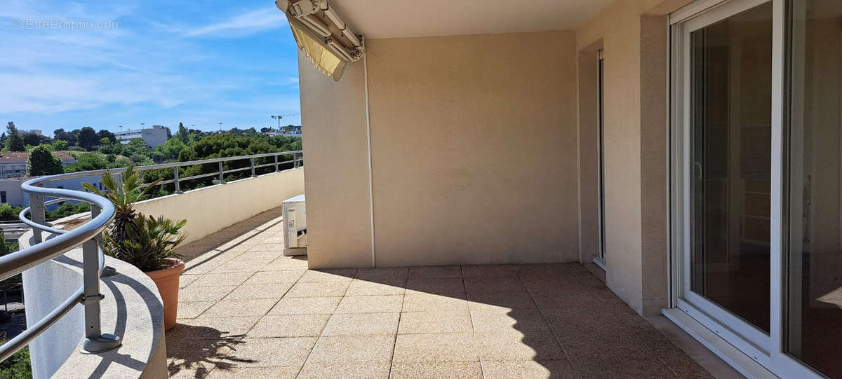 Appartement à MARSEILLE-13E