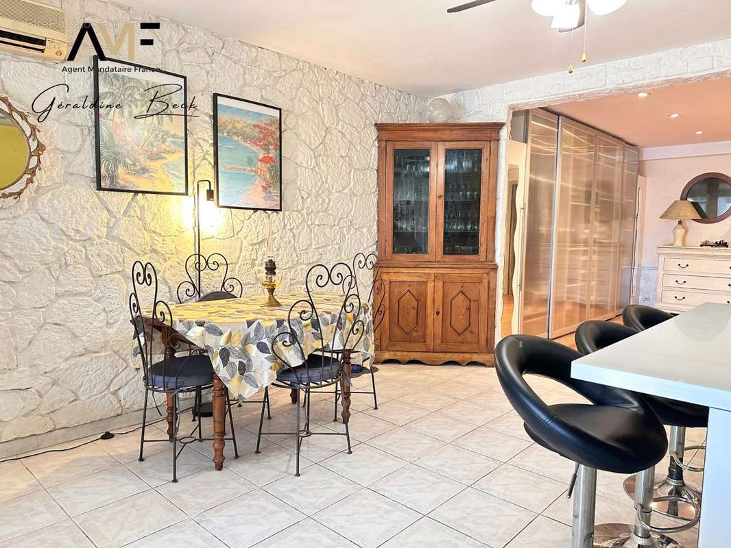 Appartement à MARSEILLE-8E