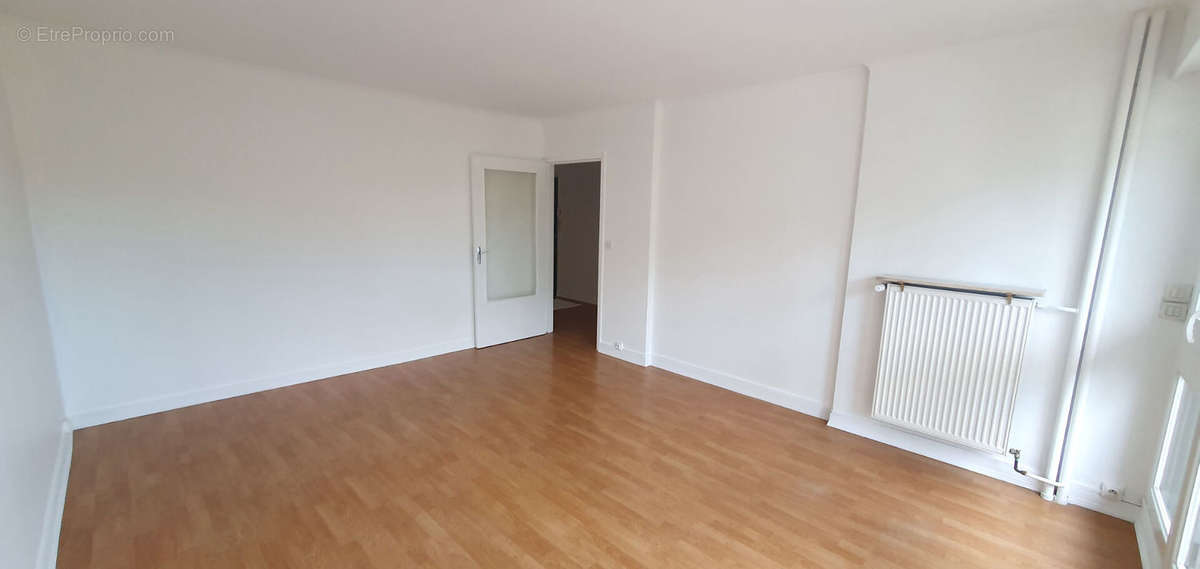 Appartement à BOURG-LA-REINE