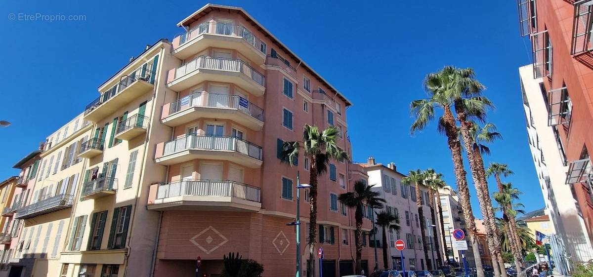 Appartement à MENTON