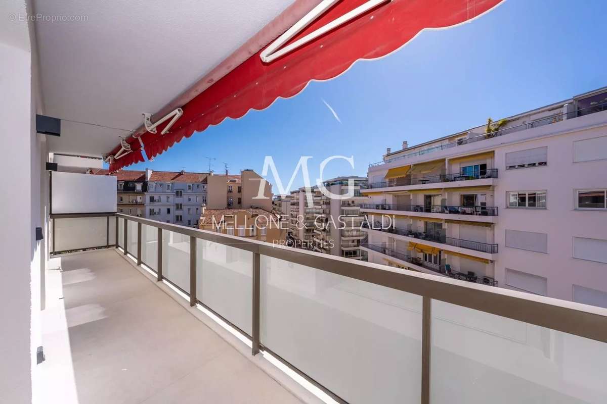 Appartement à CANNES