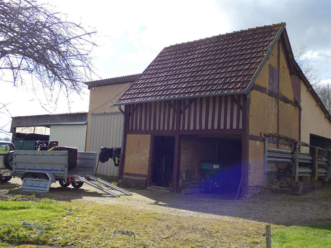 Maison à JUVIGNY-LE-TERTRE