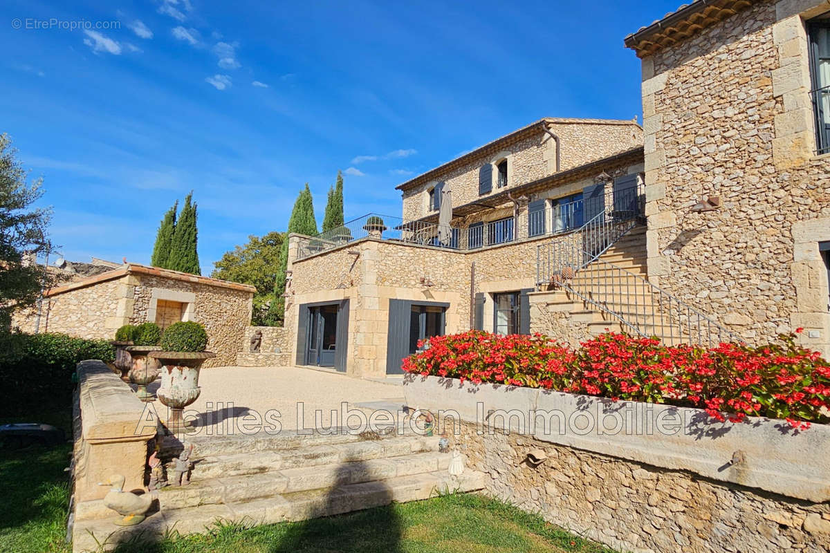 Maison à EYGALIERES