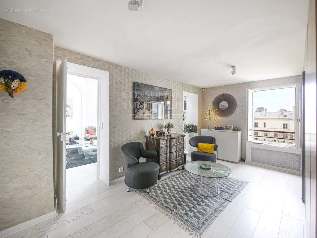 Appartement à PARIS-6E