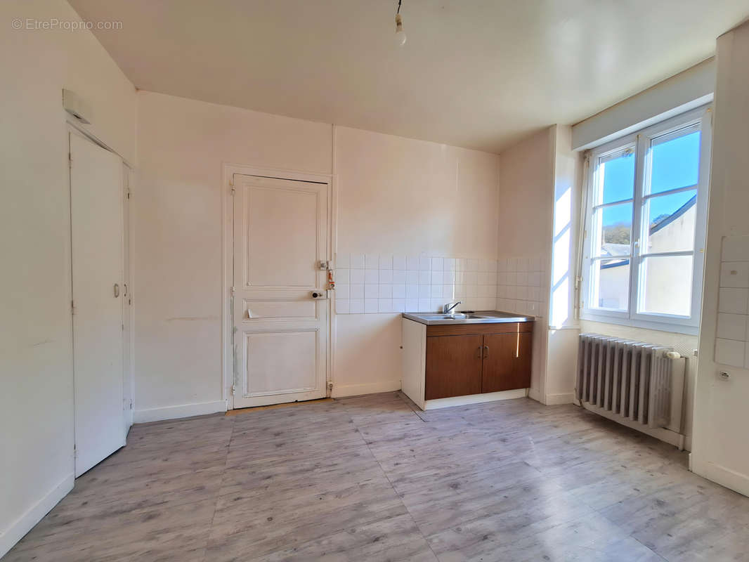 Appartement à SEGRE