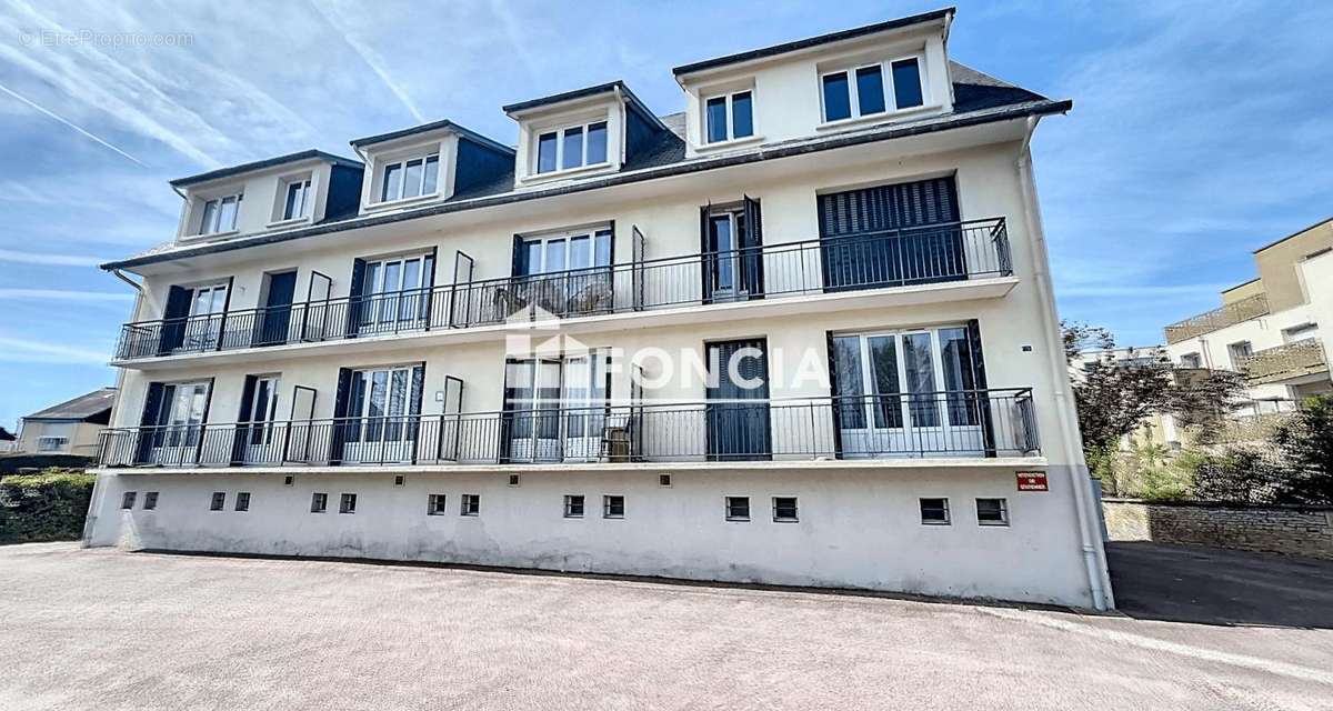 Appartement à MONDEVILLE