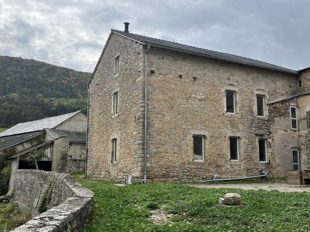 Maison à RIVIERE-SUR-TARN