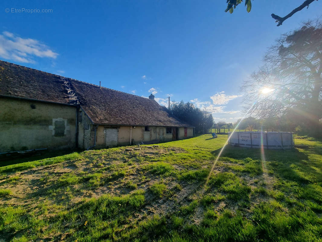 Maison à LE MELE-SUR-SARTHE