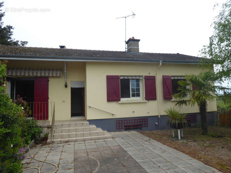 Maison à GUEUGNON