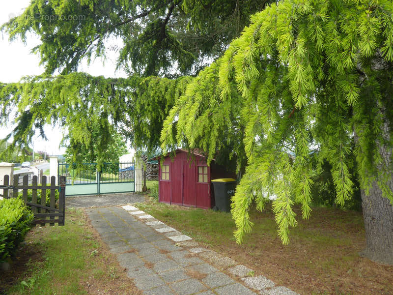 Maison à GUEUGNON