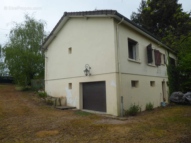 Maison à GUEUGNON