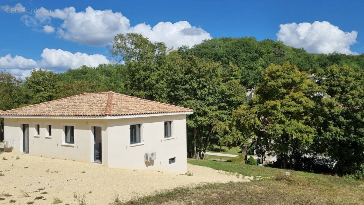 Maison à TOUFFAILLES