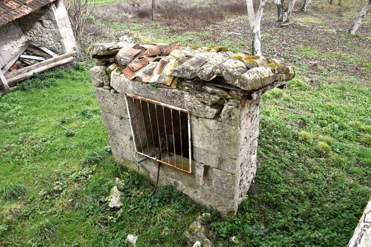 Maison à VALEILLES