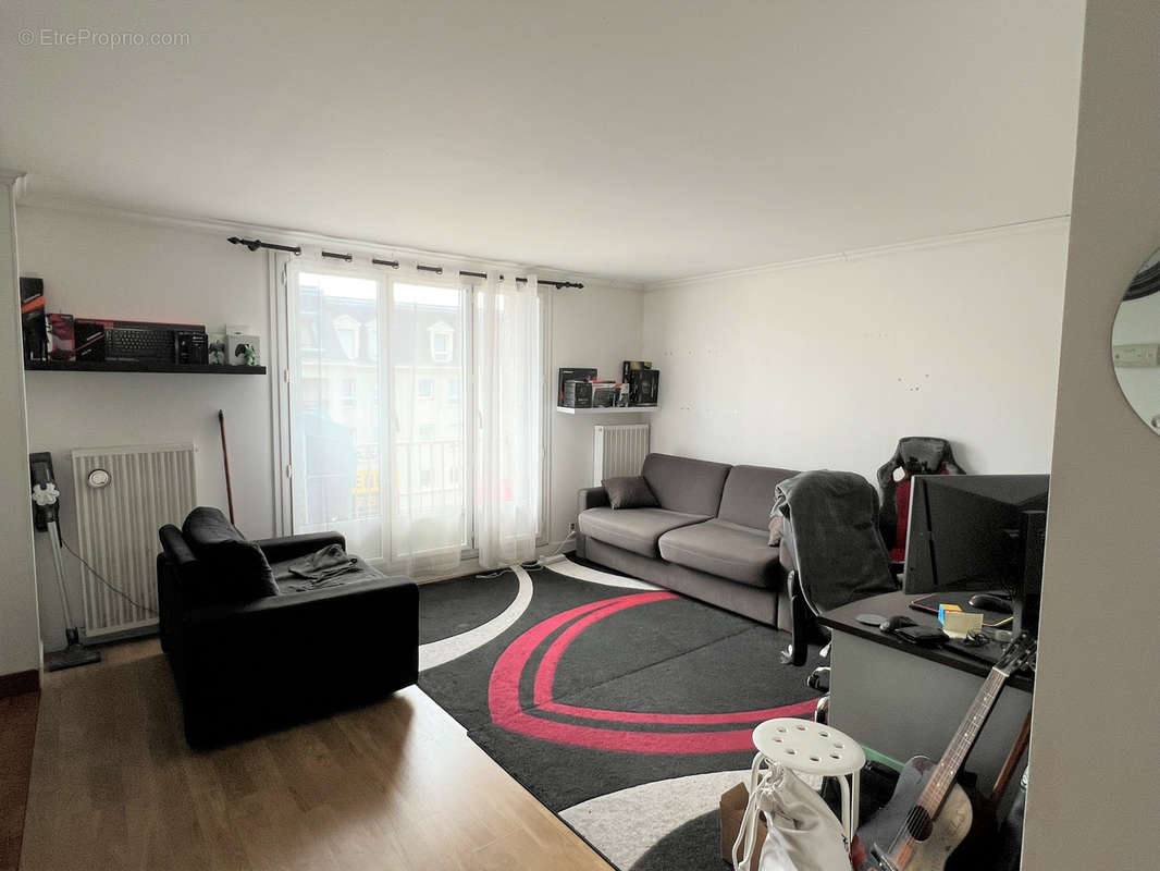 Appartement à LIVRY-GARGAN