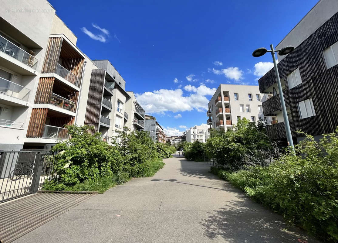 Appartement à VILLEURBANNE