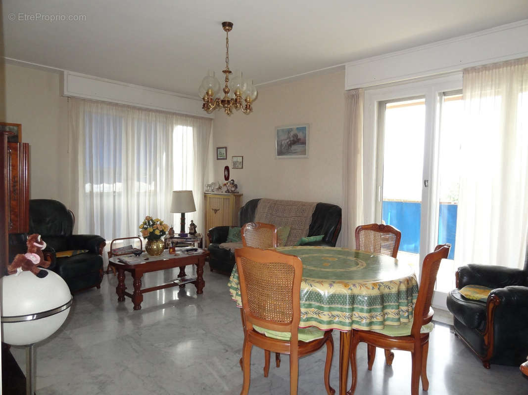 Appartement à CAGNES-SUR-MER