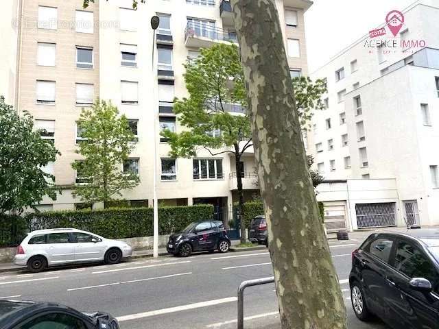 Appartement à LYON-8E