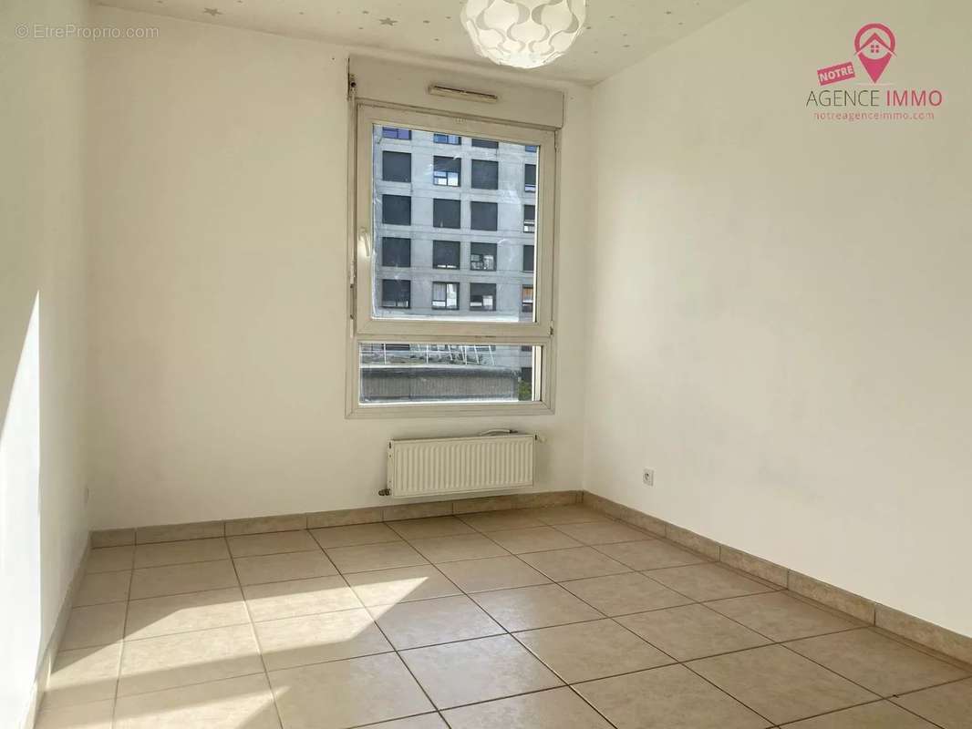 Appartement à LYON-8E