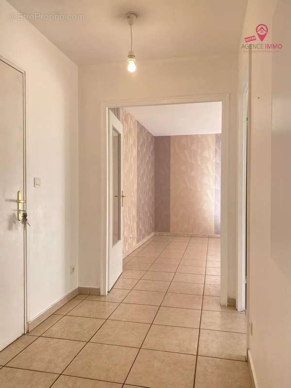 Appartement à LYON-8E