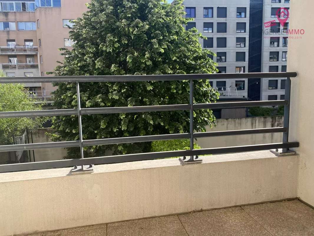 Appartement à LYON-8E