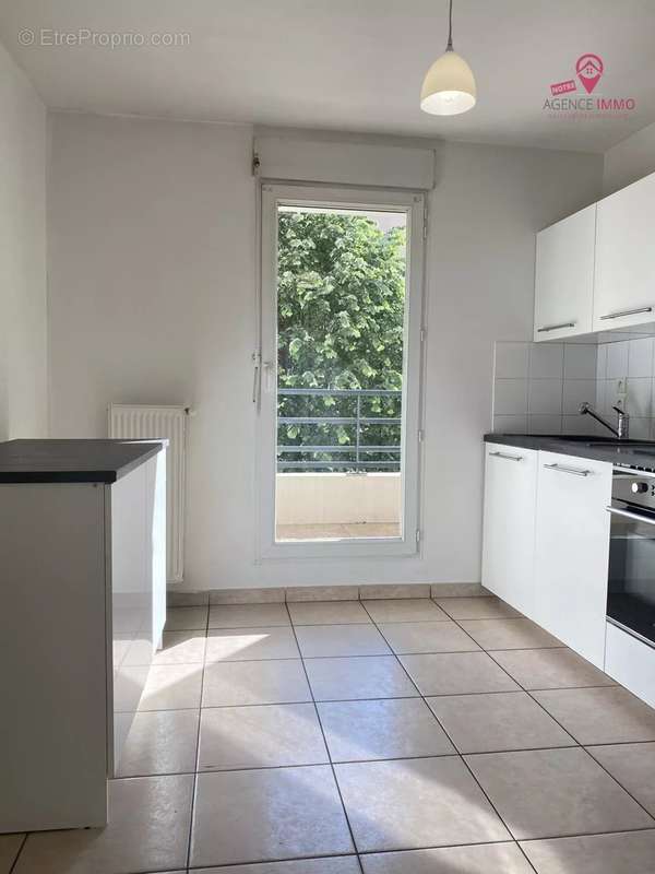 Appartement à LYON-8E