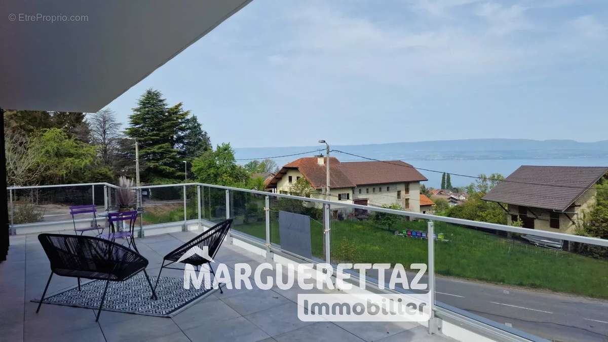 Appartement à EVIAN-LES-BAINS