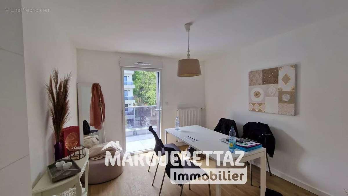 Appartement à EVIAN-LES-BAINS