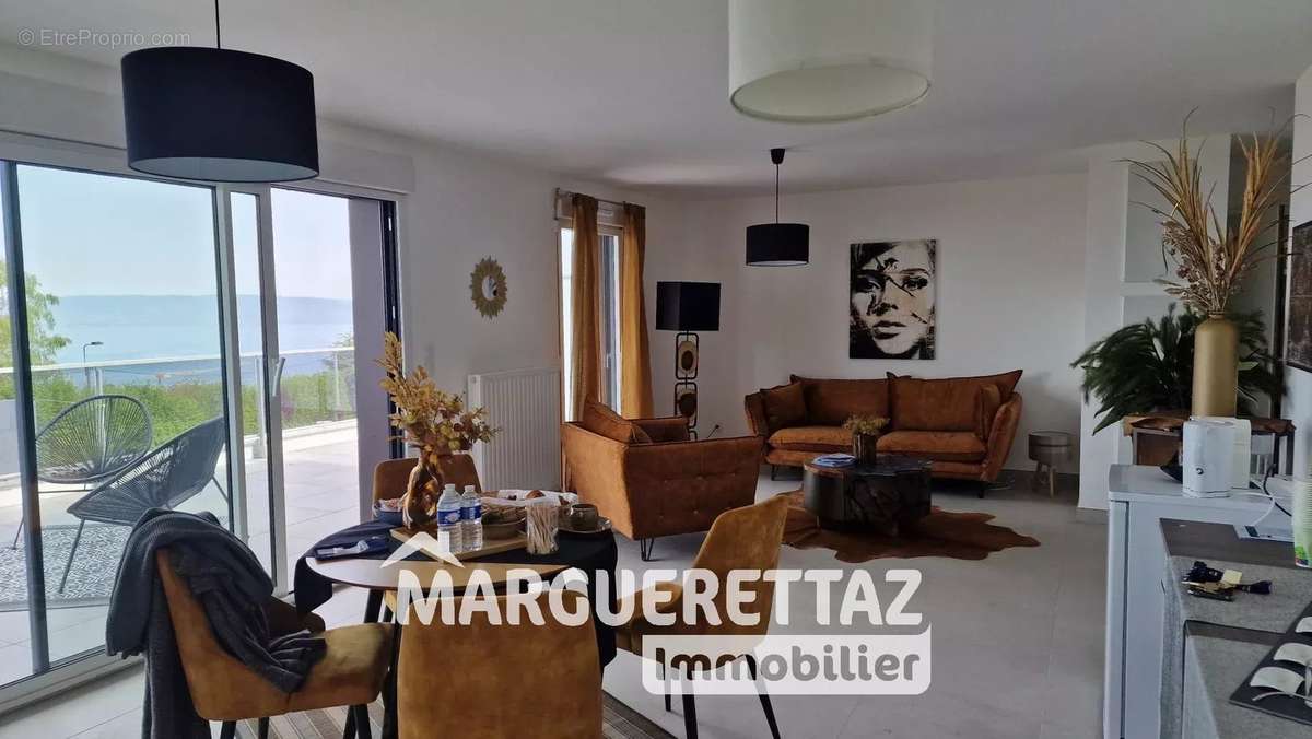 Appartement à EVIAN-LES-BAINS