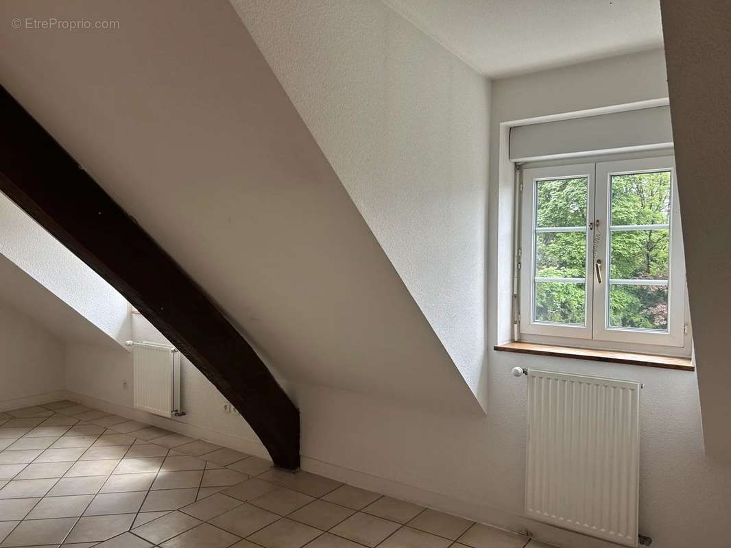 Appartement à POISAT