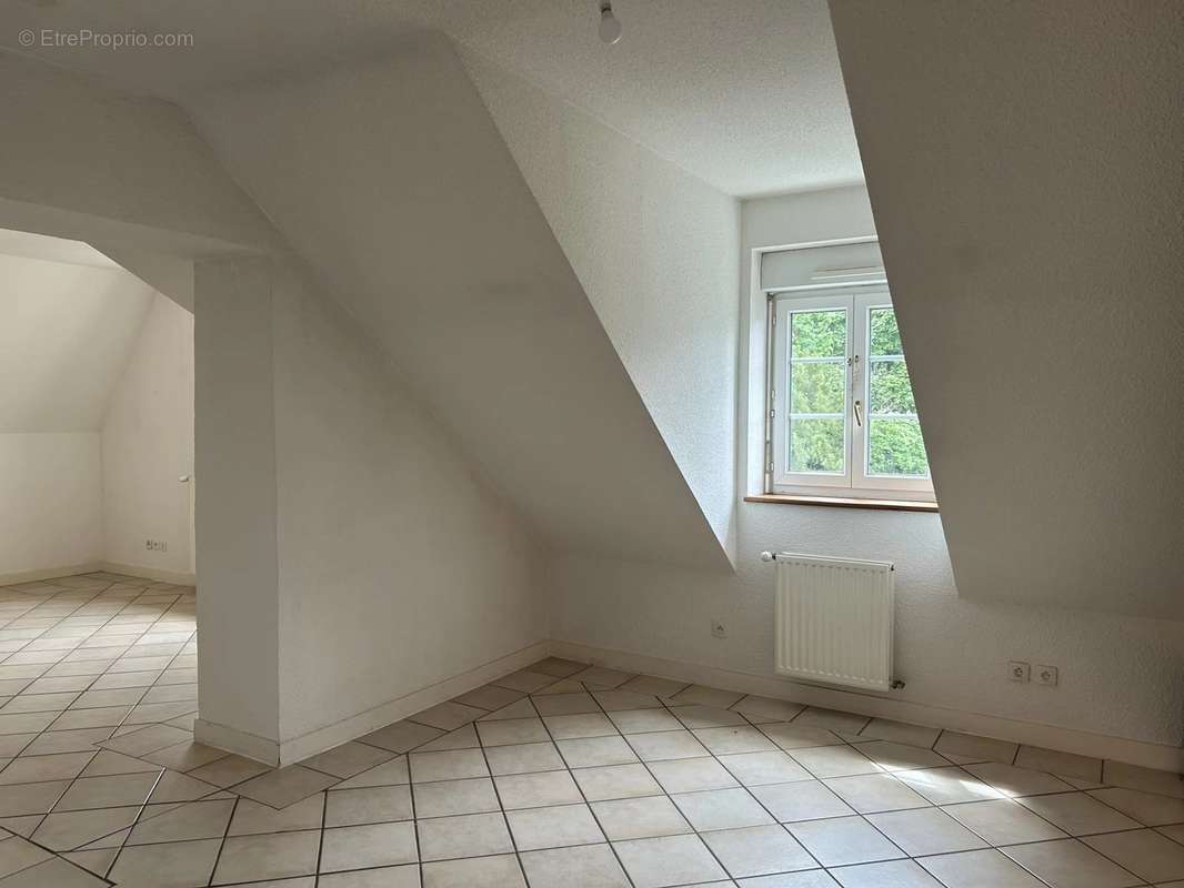 Appartement à POISAT