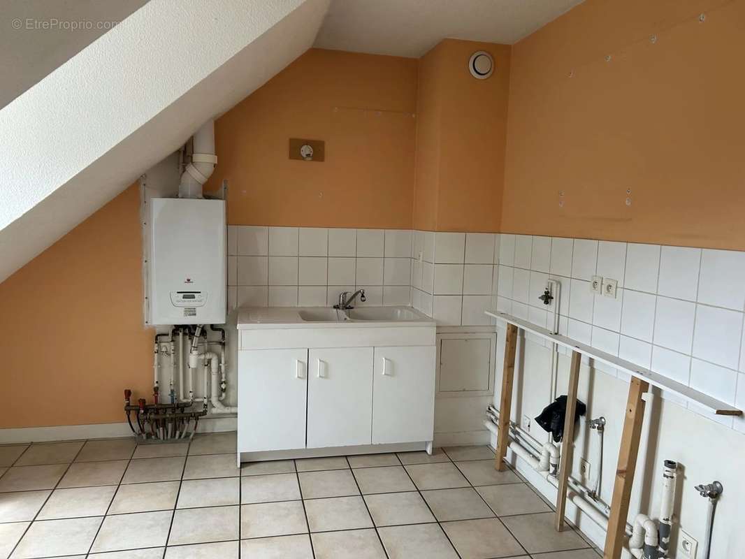 Appartement à POISAT