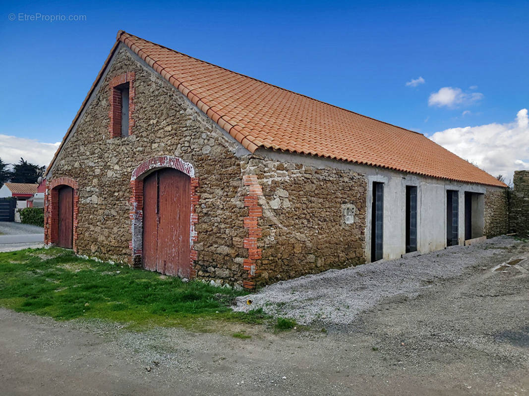 Maison à SALLERTAINE