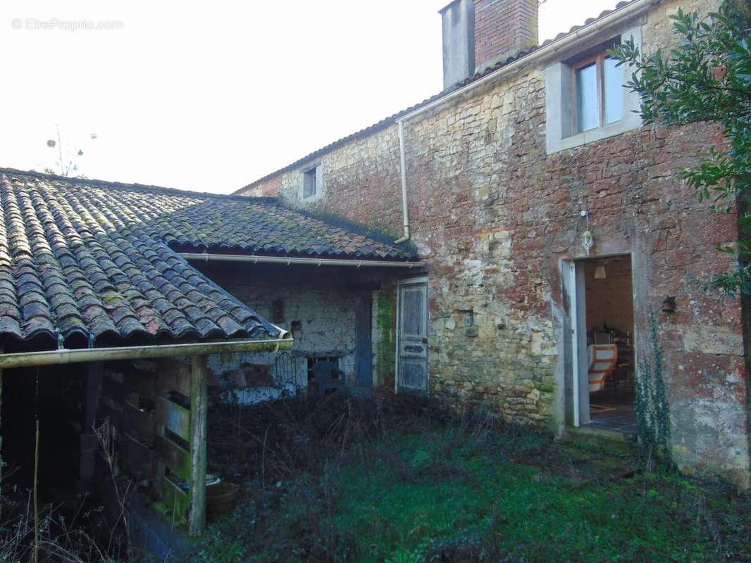 Maison à SAINT-MARTIN-LARS-EN-SAINTE-HERMINE