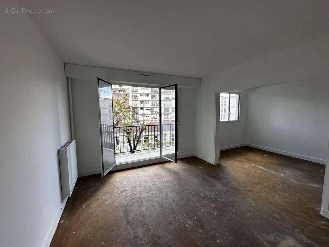 Appartement à PARIS-15E