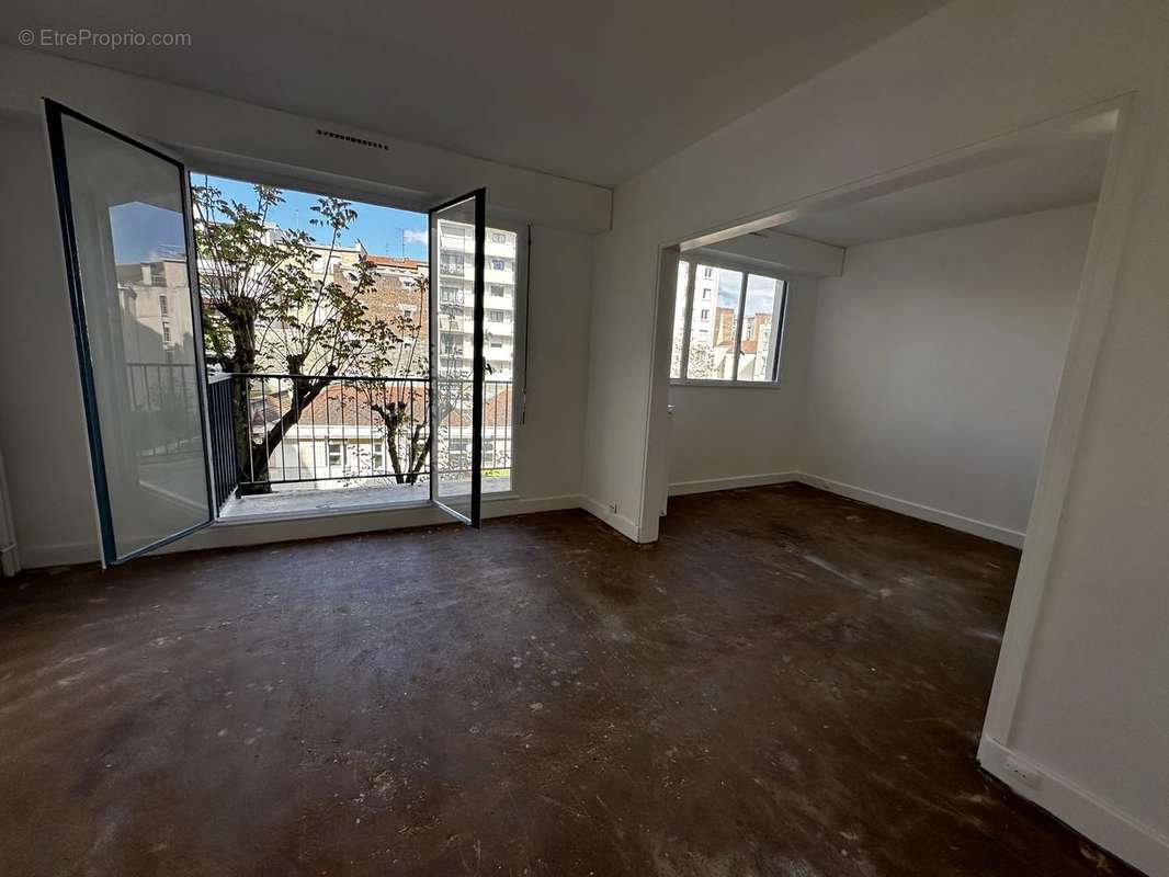 Appartement à PARIS-15E