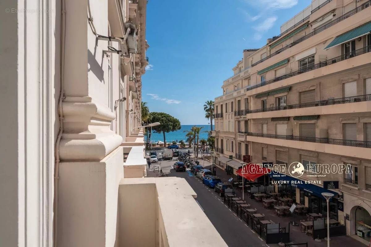 Appartement à CANNES