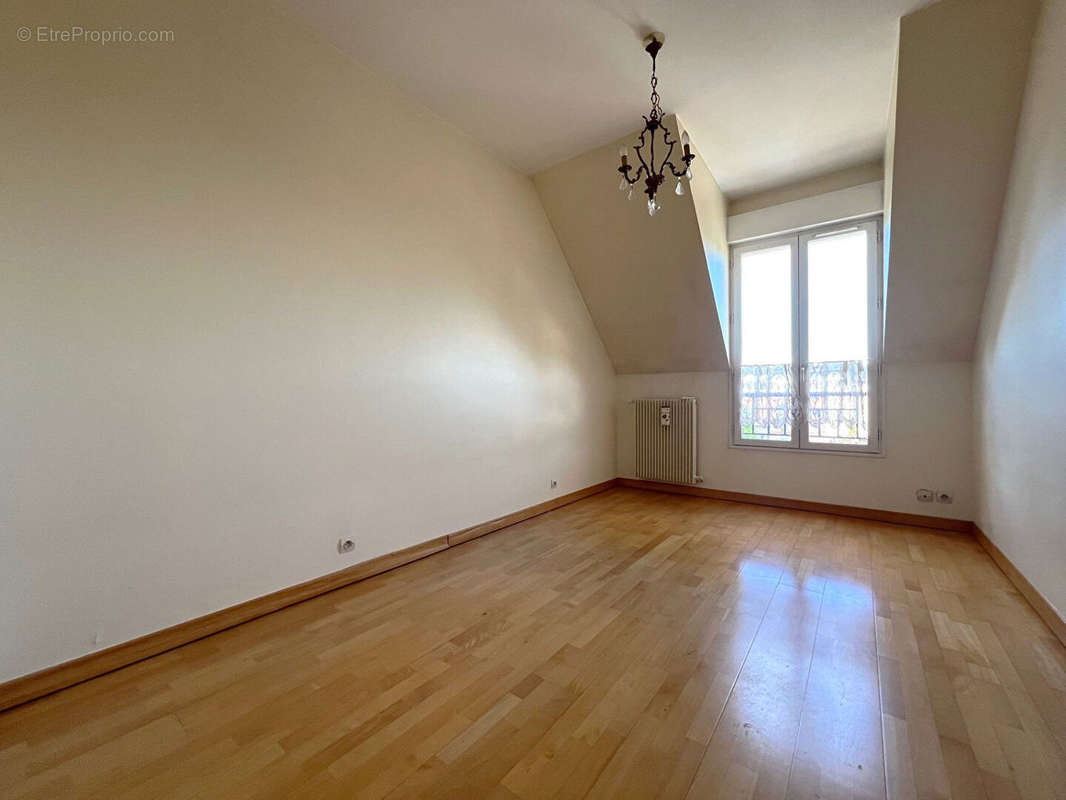 Appartement à MANTES-LA-JOLIE